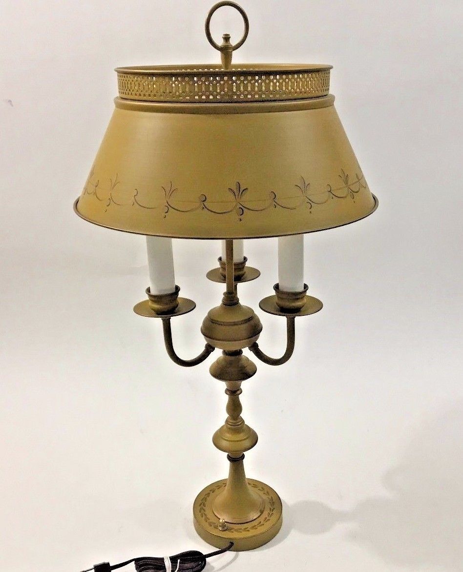 Vintage Hand Painted Tole Metal Bouillotte Candelabra Table Lamp Brass Parlor