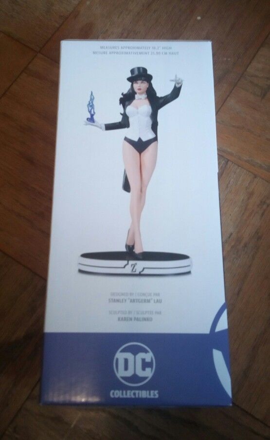 Dc Collectibles Cover Girls Zatanna Statue