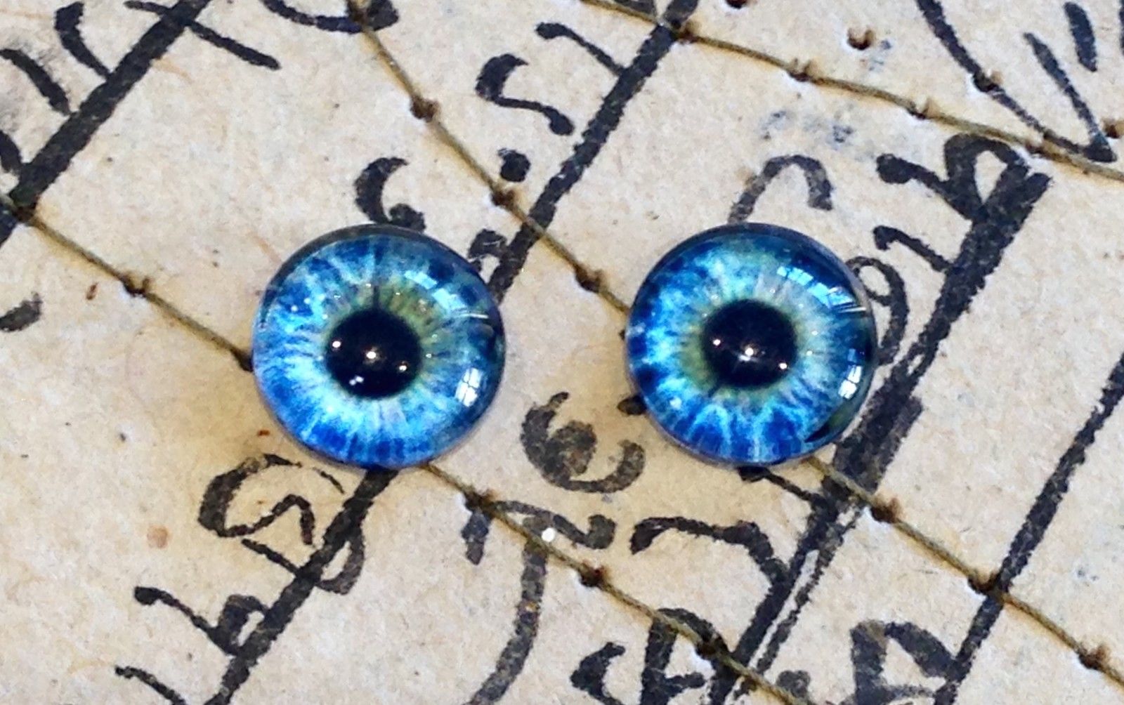 Taxidermy Glass Dragon, Doll, Teddy Eyes, Human Blue 10mm, 14mm, 16mm