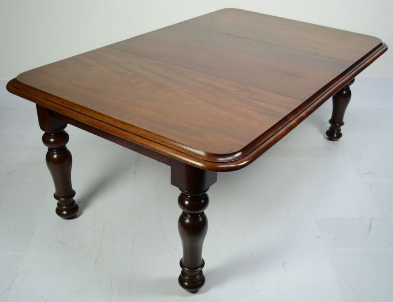 ANTIQUE EARLY VICTORIAN MAHOGANY EXTENDING DINING TABLE CIRCA 1850