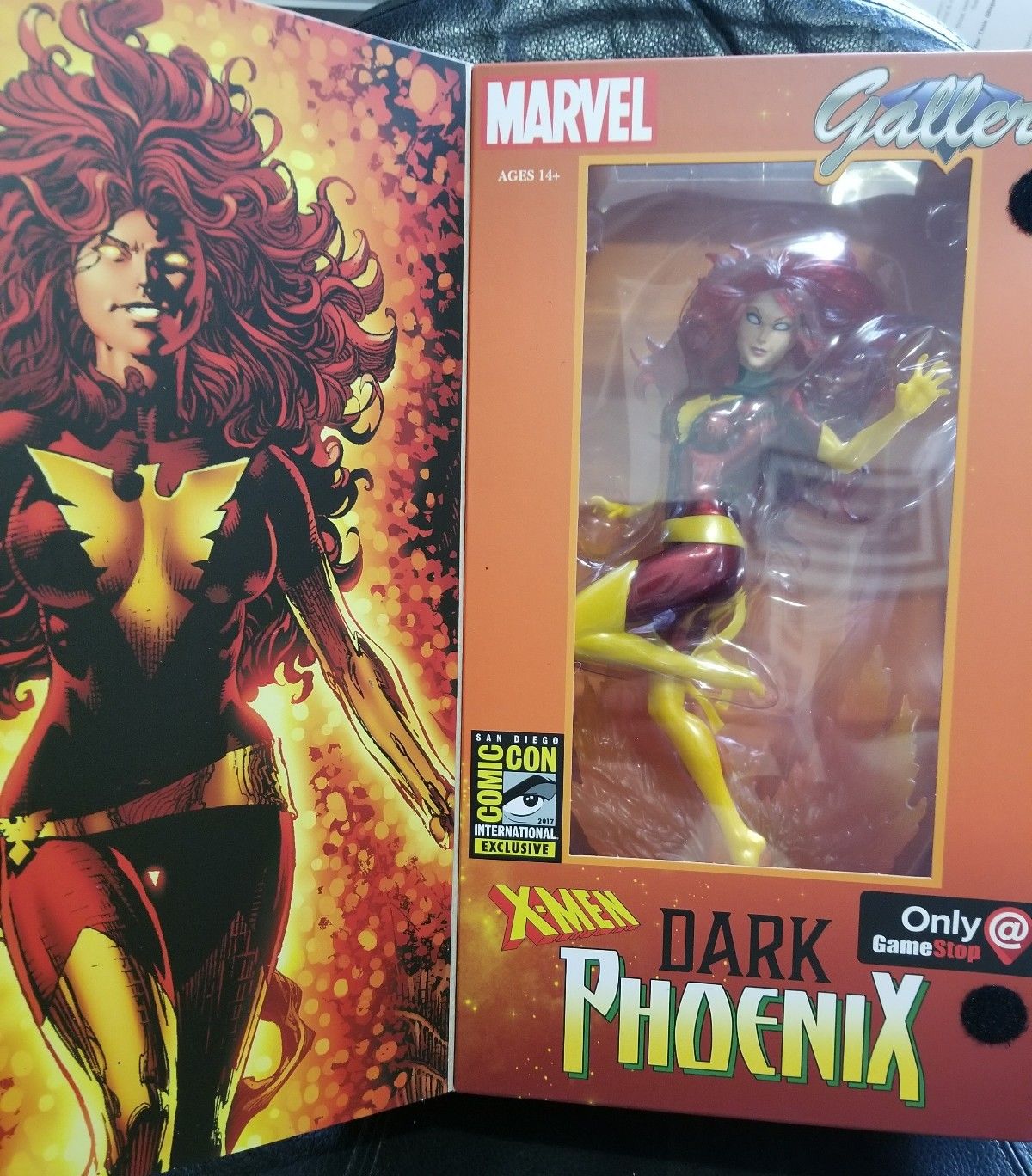 SDCC 2017 Diamond Select Marvel Gallery Dark Phoenix PVC Diorama