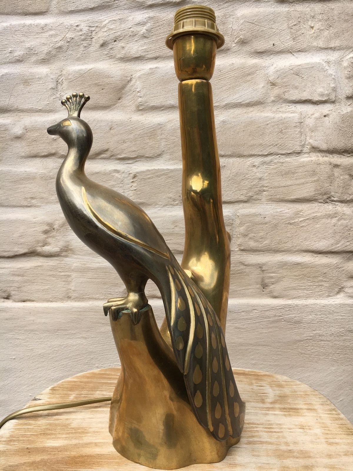 Beautiful Vintage Mid Century Design Bronze Peacock Table lamp