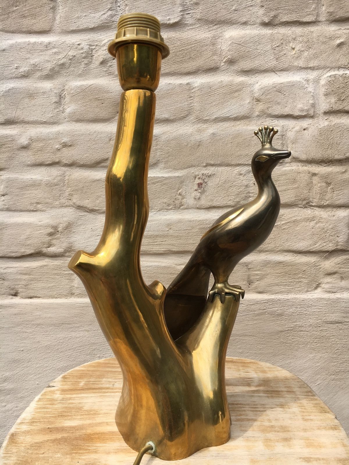 Beautiful Vintage Mid Century Design Bronze Peacock Table lamp