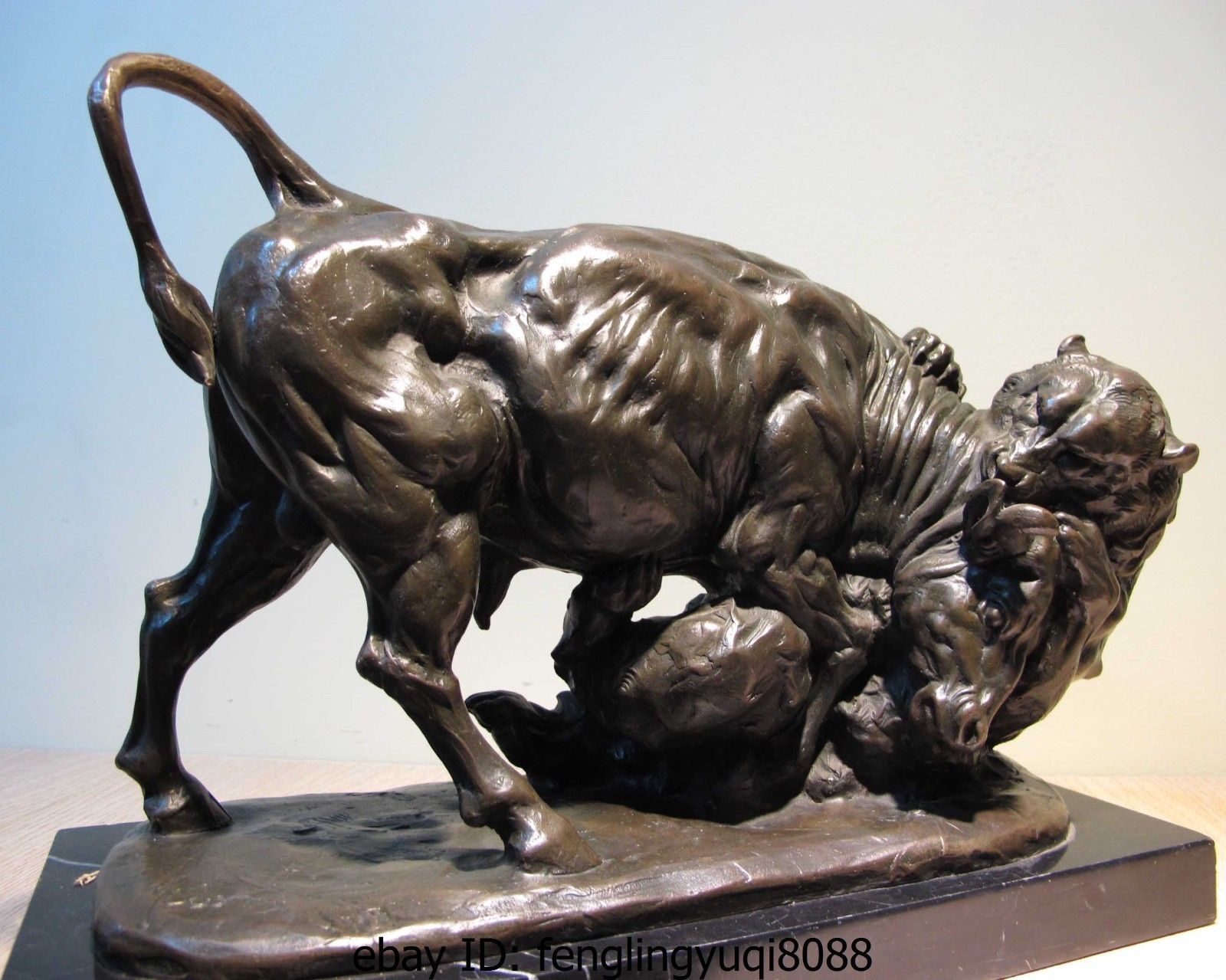 Western Art Decor Bronze Sculpture Bear Eat Bull OX Marble Base Statue Figurine