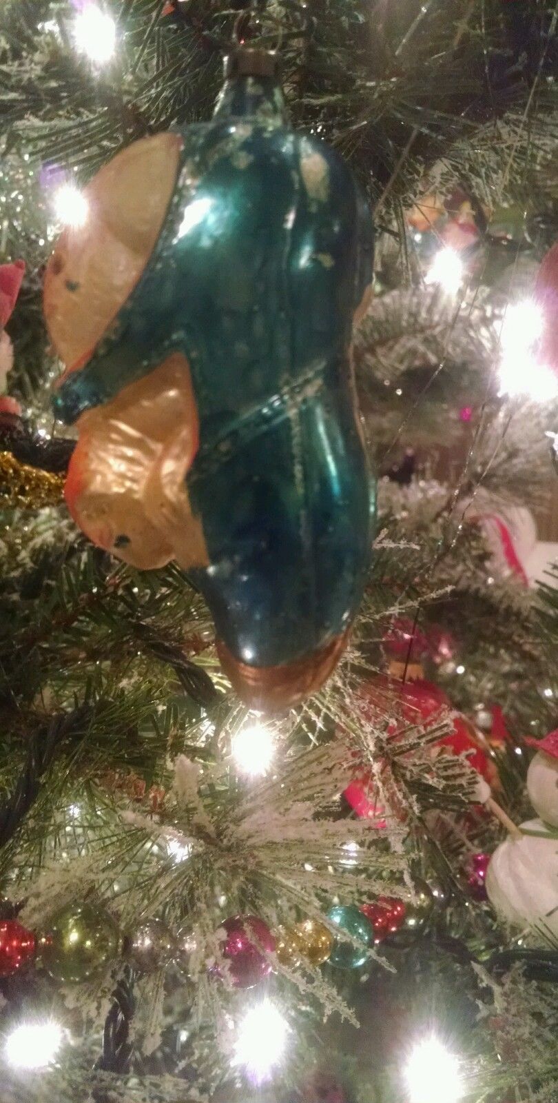 BEAUTIFUL VINTAGE CAT IN THE SHOE BLOWN GLASS CHRISTMAS ORNAMENT