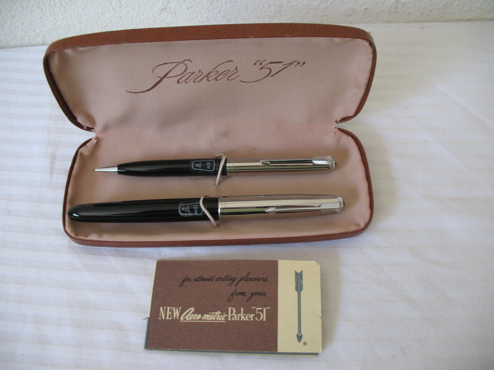 Parker 51 Fountain Pen and Pencil Set Aeromatic Black w Clamshell Case Instruct