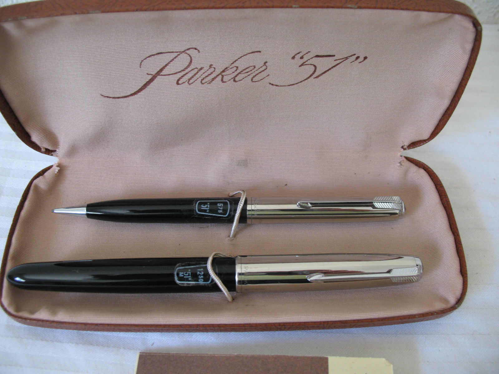 Parker 51 Fountain Pen and Pencil Set Aeromatic Black w Clamshell Case Instruct