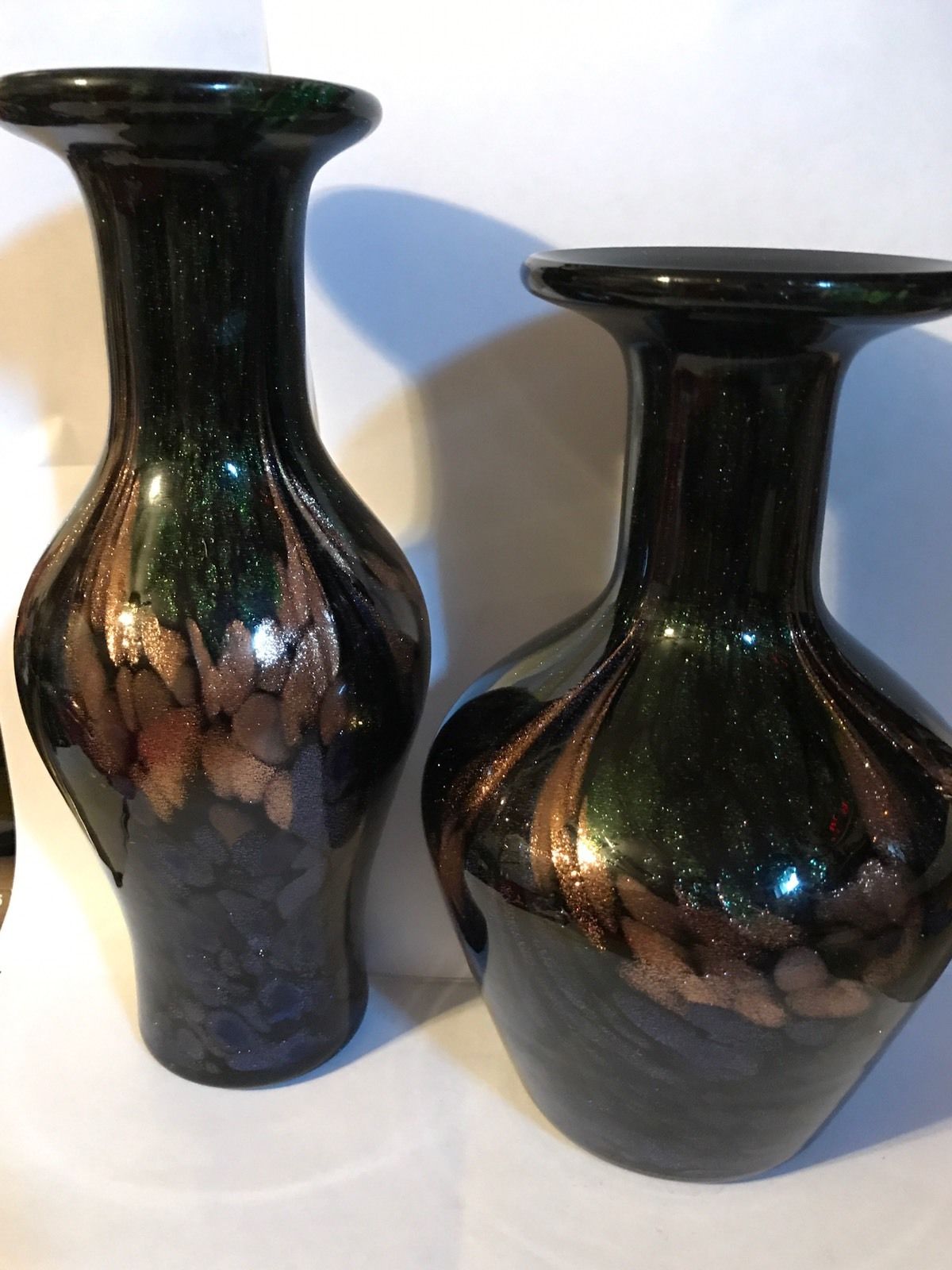 2 Beautiful Vintage art glass vase copper Metallic specs flakes