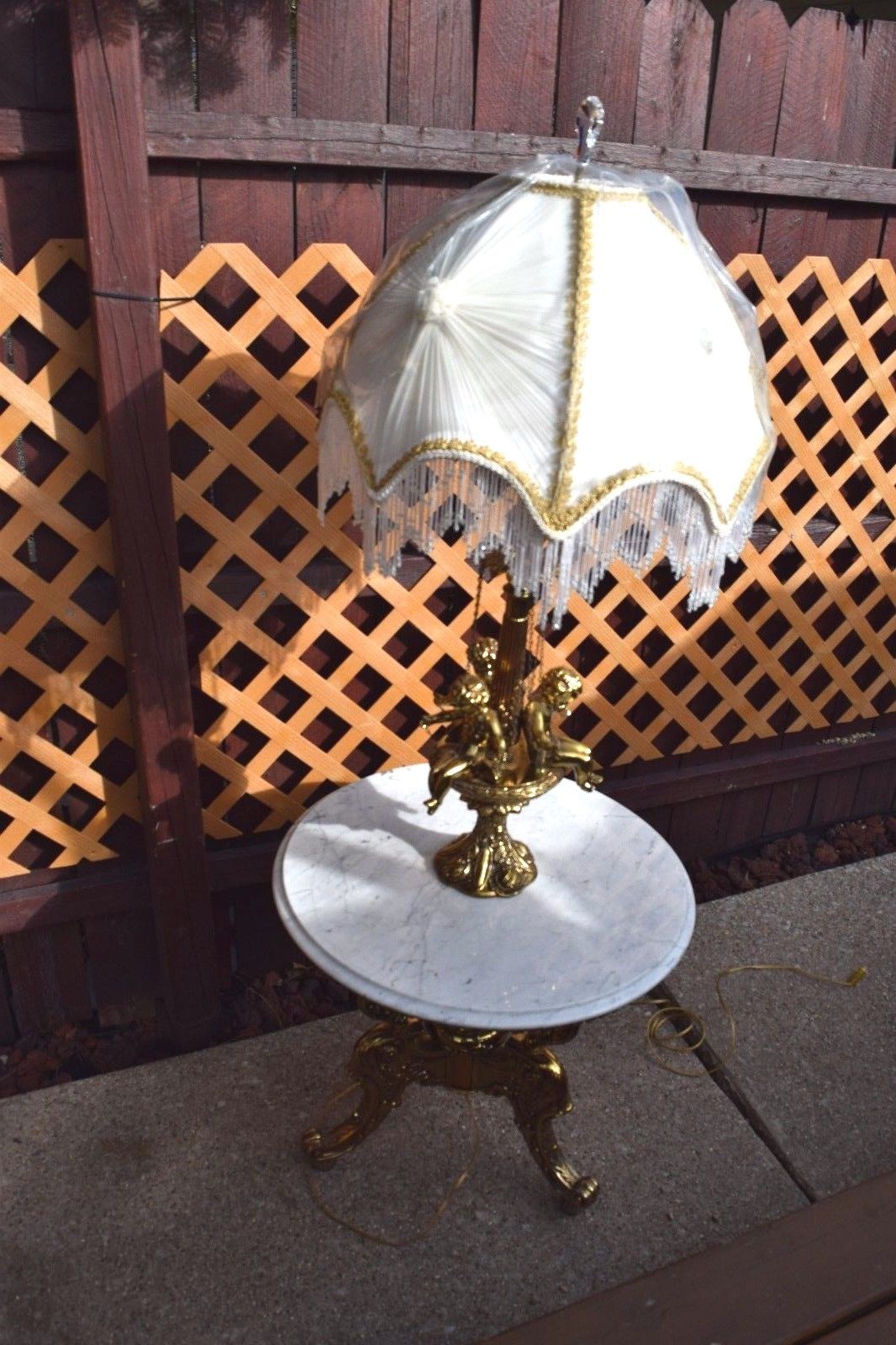 Vintage Stunning Hollywood Regency Cherub Floor Brass Lamp w/ Marble Table