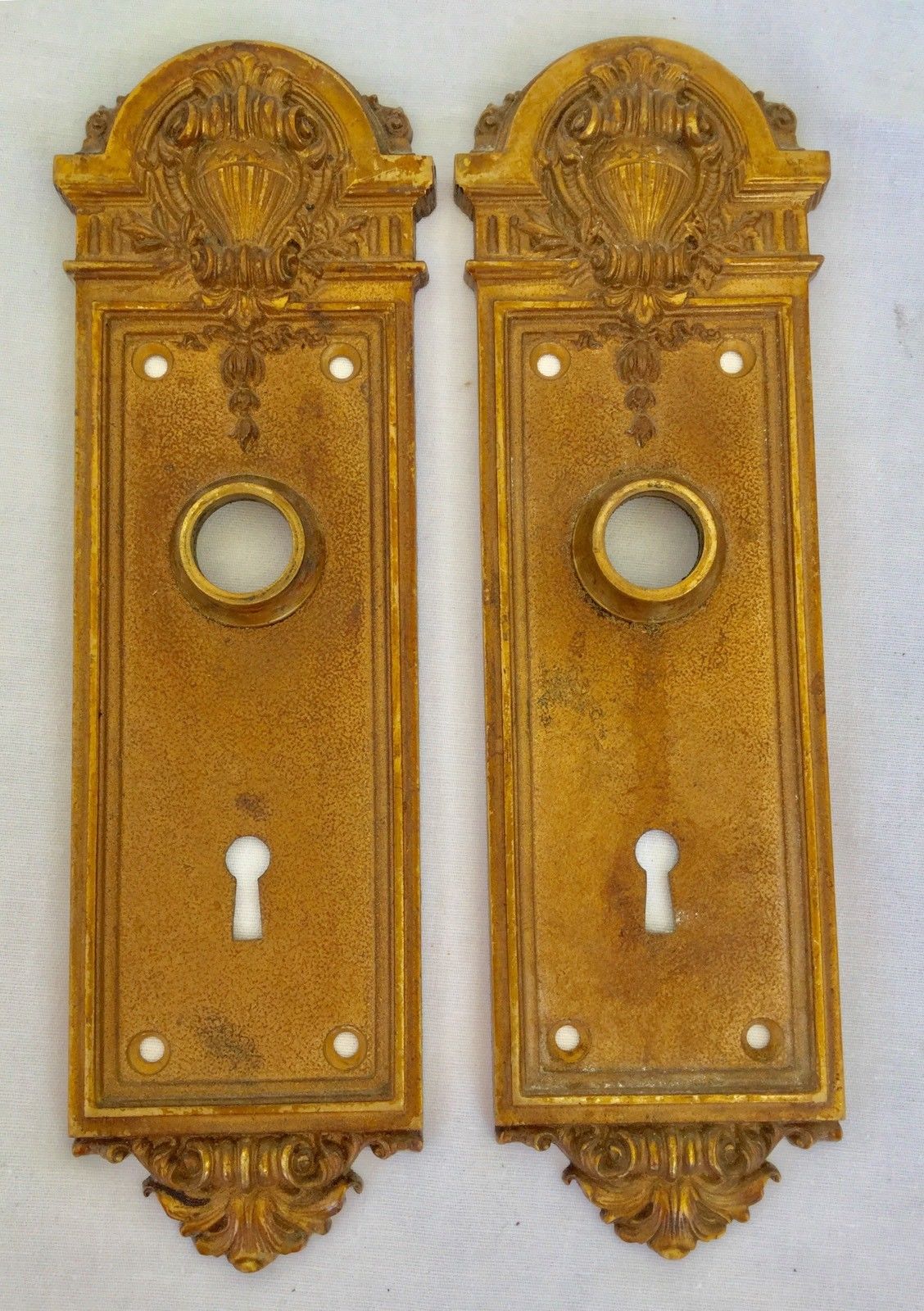 ANTIQUE VINTAGE BRASS DOOR KNOB SET HEAVY SOLID FANCY PLATES MORTISED HARDWARE