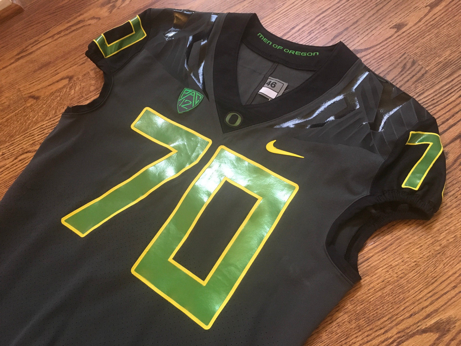 Oregon Ducks Authentic Nike Game Used / Issued Jersey from the 2016 Season