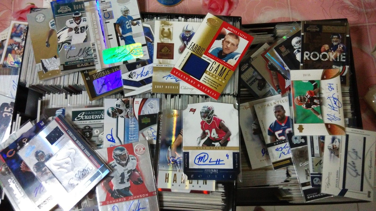 FOOTBALL WHOLESALE AUTOGRAPH REFLECTOR INSERT ROOKIE 12 CARD LOT PER BOX