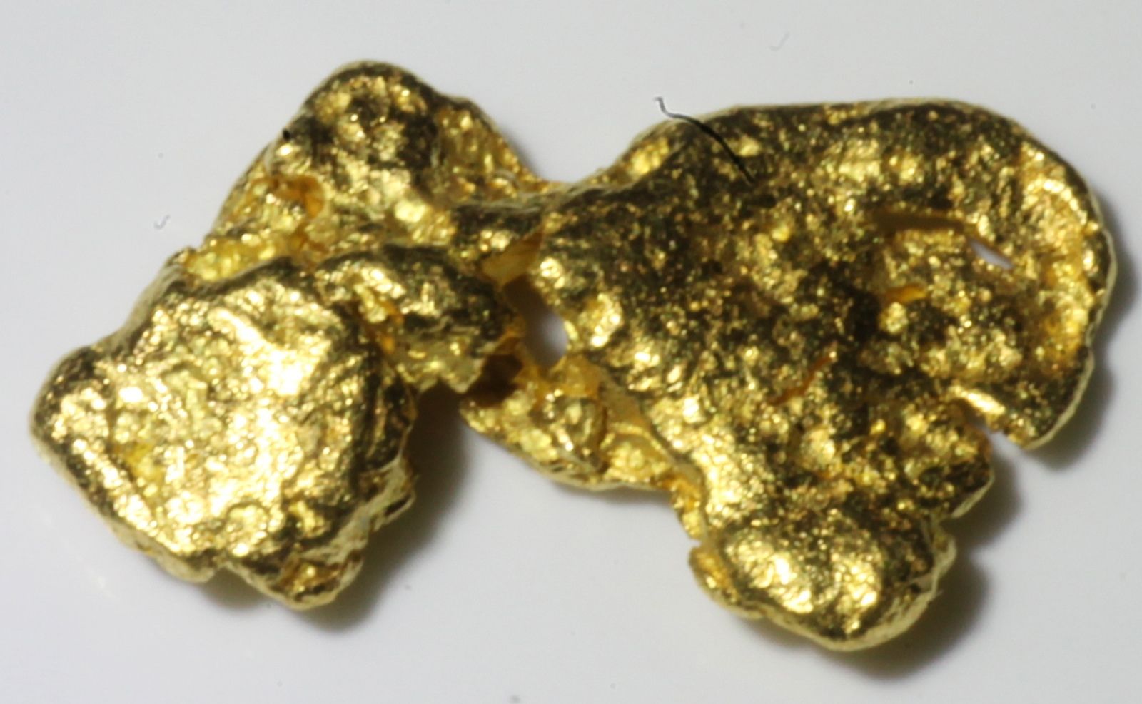 GOLD NUGGET 0.64 GRAMS (AUSTRALIAN NATURAL)