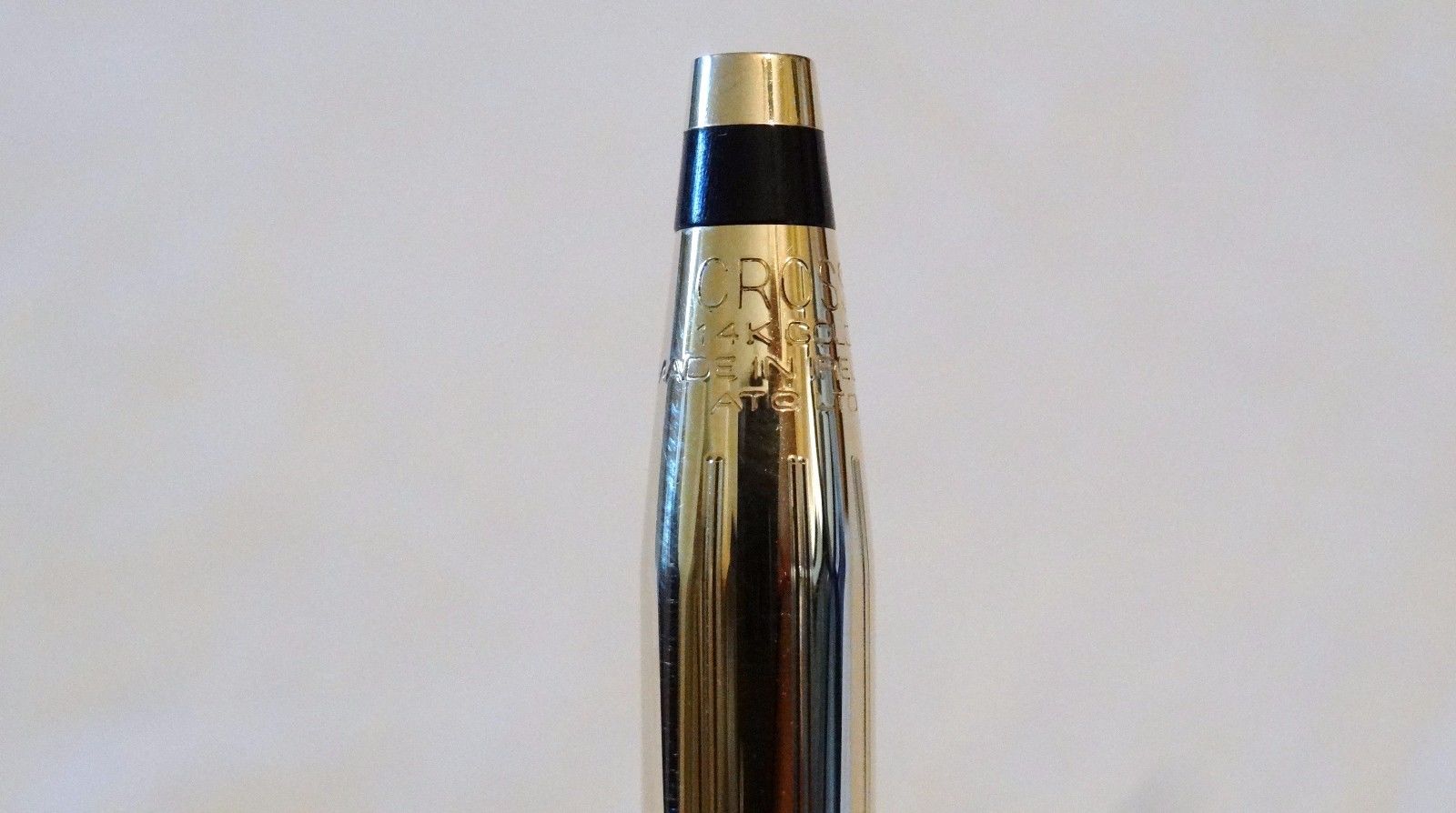 CROSS CENTURY 14K SOLID GOLD BALLPOINT PEN - NEW IN ORIGINAL BOX & SLEEVE