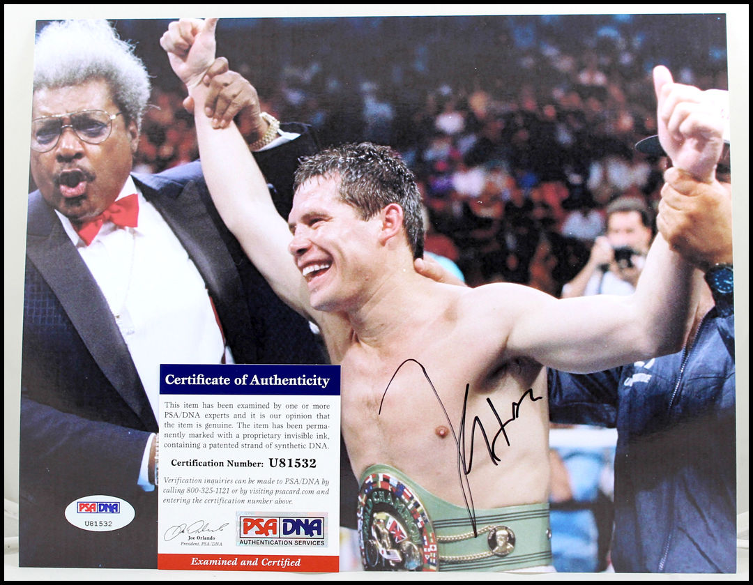 JULIO CESAR CHAVEZ SR AUTOGRAPH SIGNED 8X10 PHOTO PICTURE BOXING PSA PSA/DNA COA