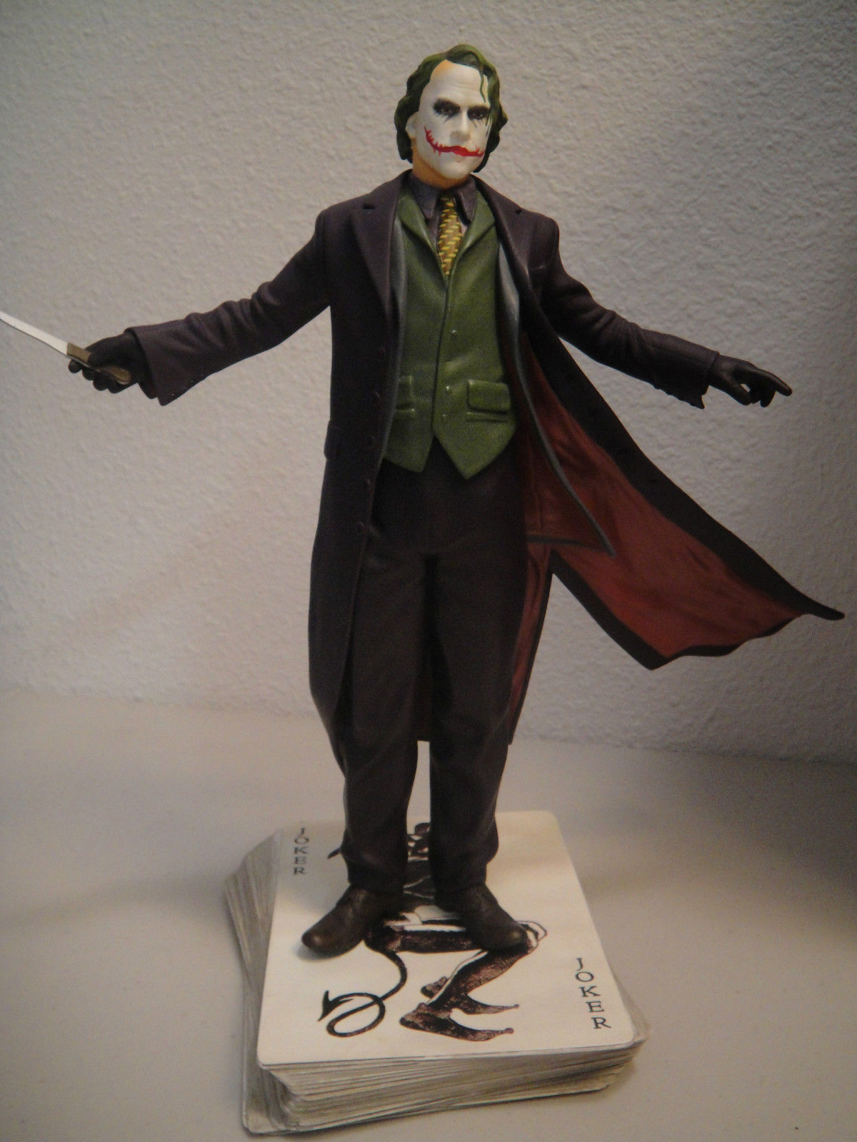 DC Comics The JOKER DARK KNIGHT BATMAN STATUE Heath Ledger MIB!! Rises  BATMAN