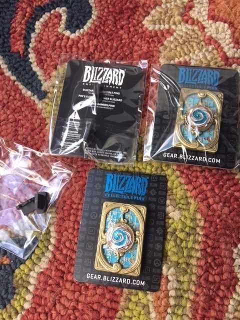 (2) Blizzard Hearthstone Fireside Gathering pins 2016 2017 - BLIZZCON - CUPCAKE