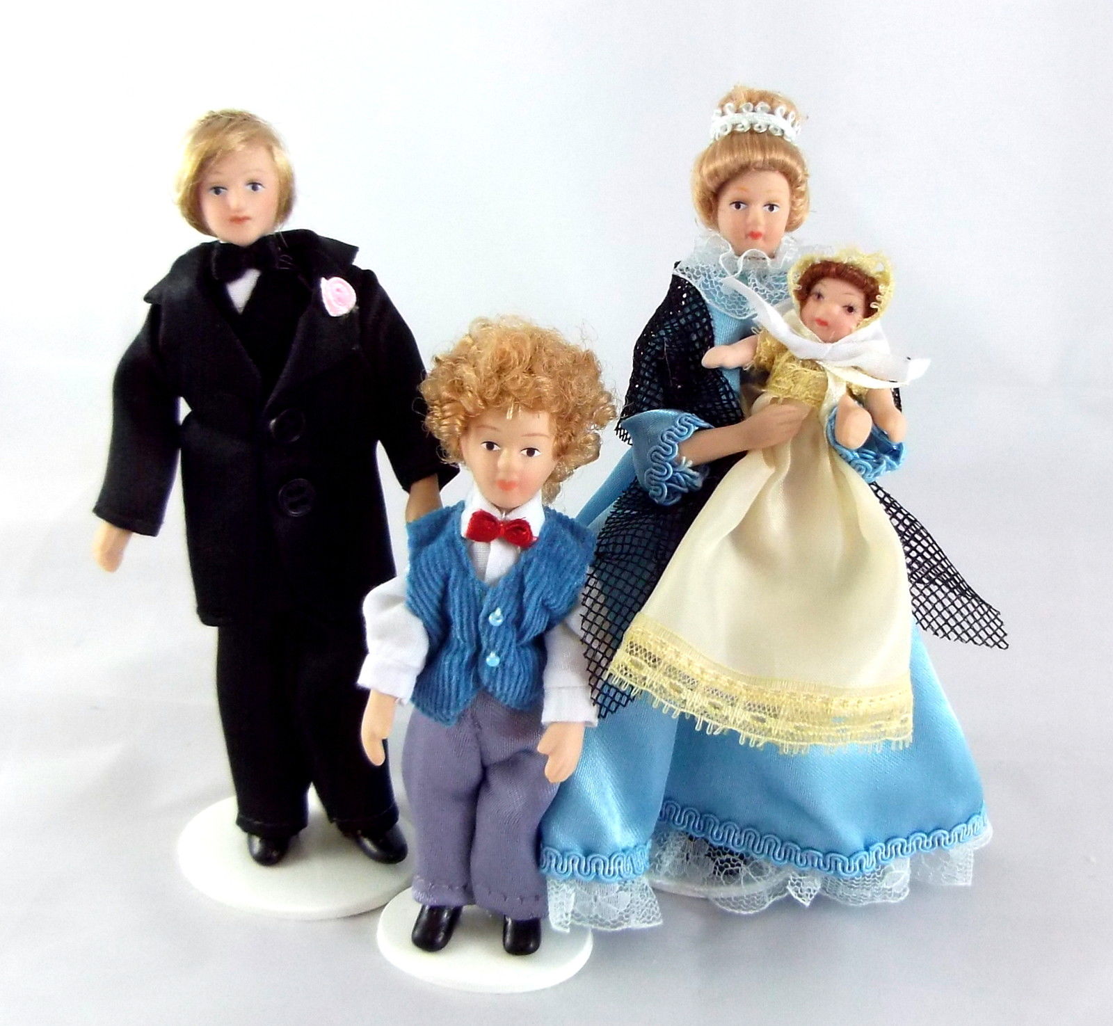 Dolls House Miniature 1:12 Scale Victorian Family of 4 Poseable Porcelain People