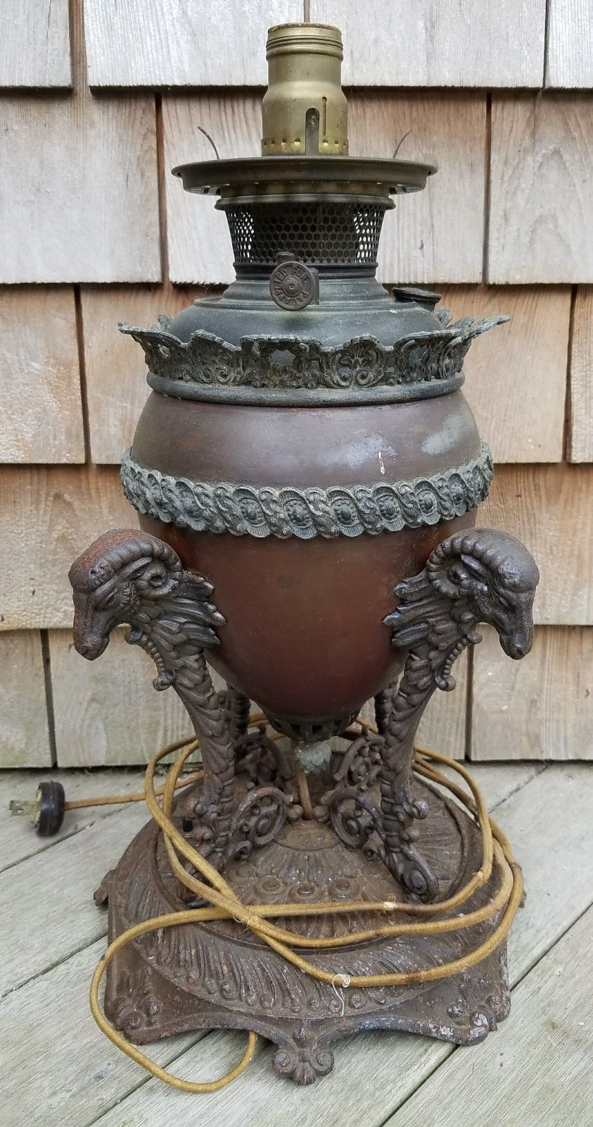 Antique B & H kerosene Art Nouveau lamp base with figural rams