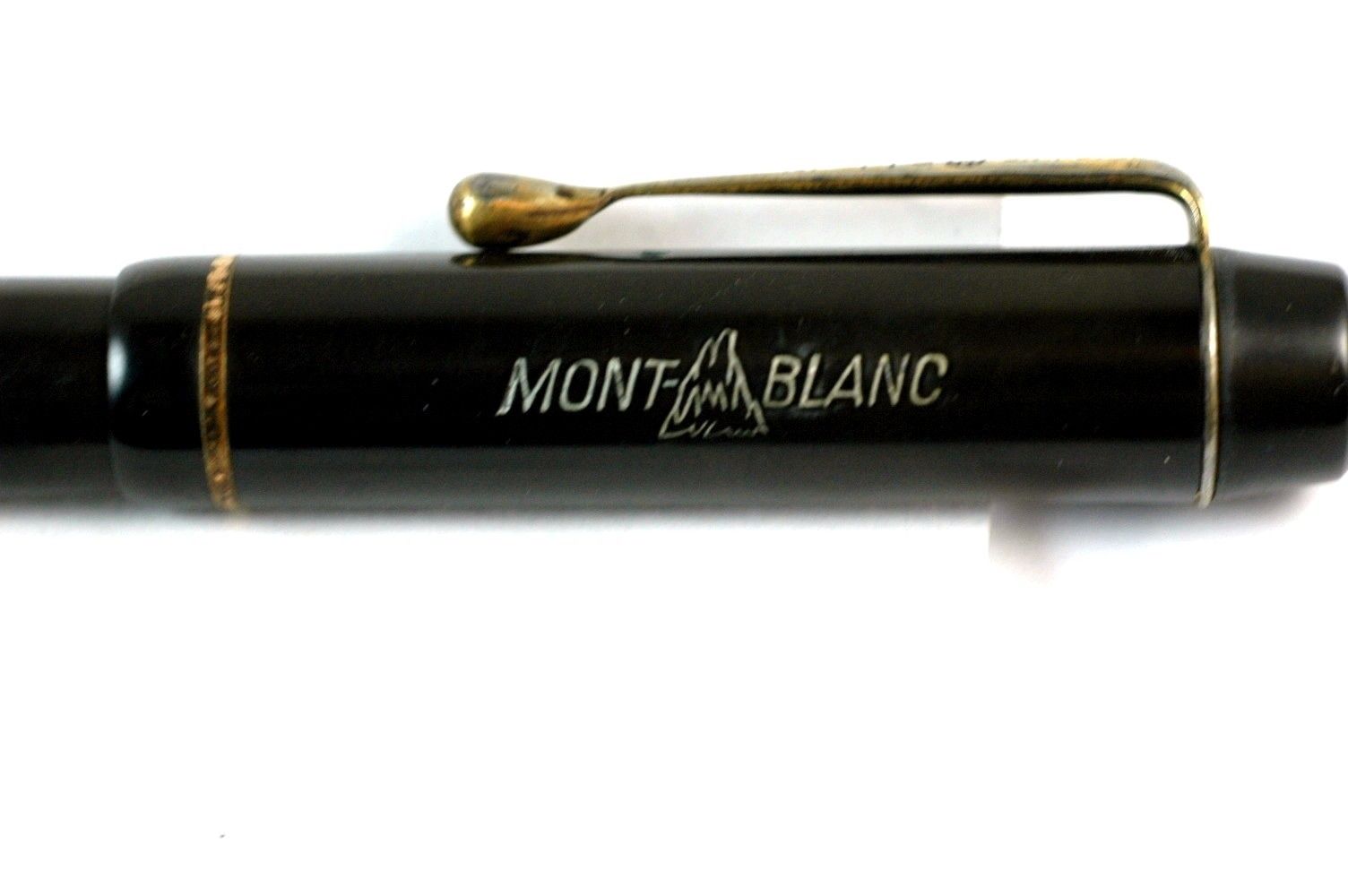 Montblanc 322 Black Hard Rubber Button Filler Fountain Pen W/ Gold Nib WORKS