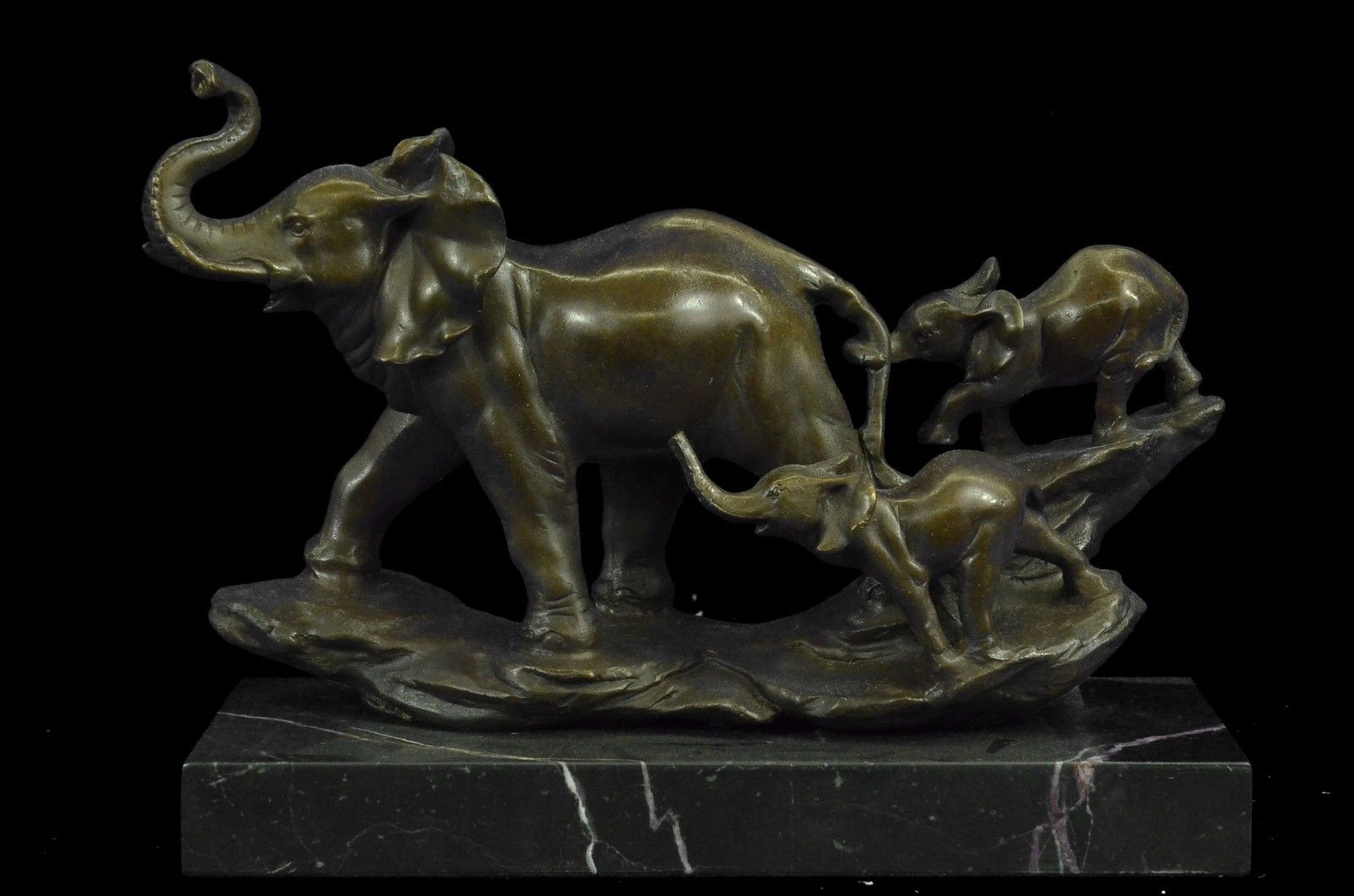 Sculpture Statue Signed Barye Beautiful Family Elephants Walking Art Deco Bronz