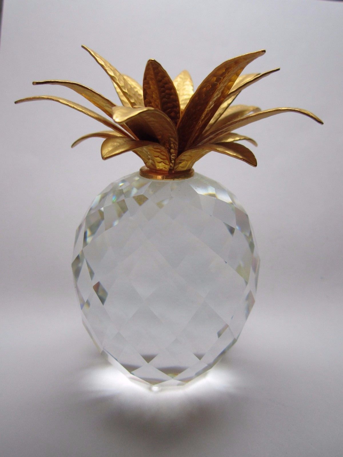 VINTAGE SWAROVSKI PINEAPPLE GOLD HAMMERED LEAF CRYSTAL PINEAPPLE 4" NO RESERVE !