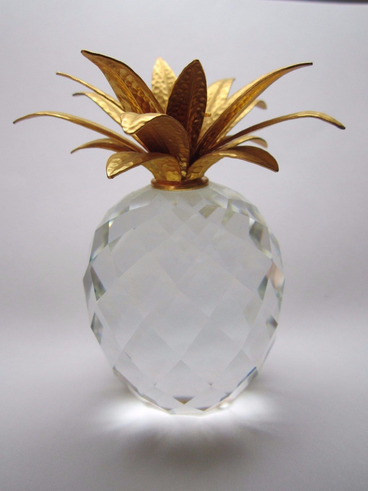 VINTAGE SWAROVSKI PINEAPPLE GOLD HAMMERED LEAF CRYSTAL PINEAPPLE 4" NO RESERVE !