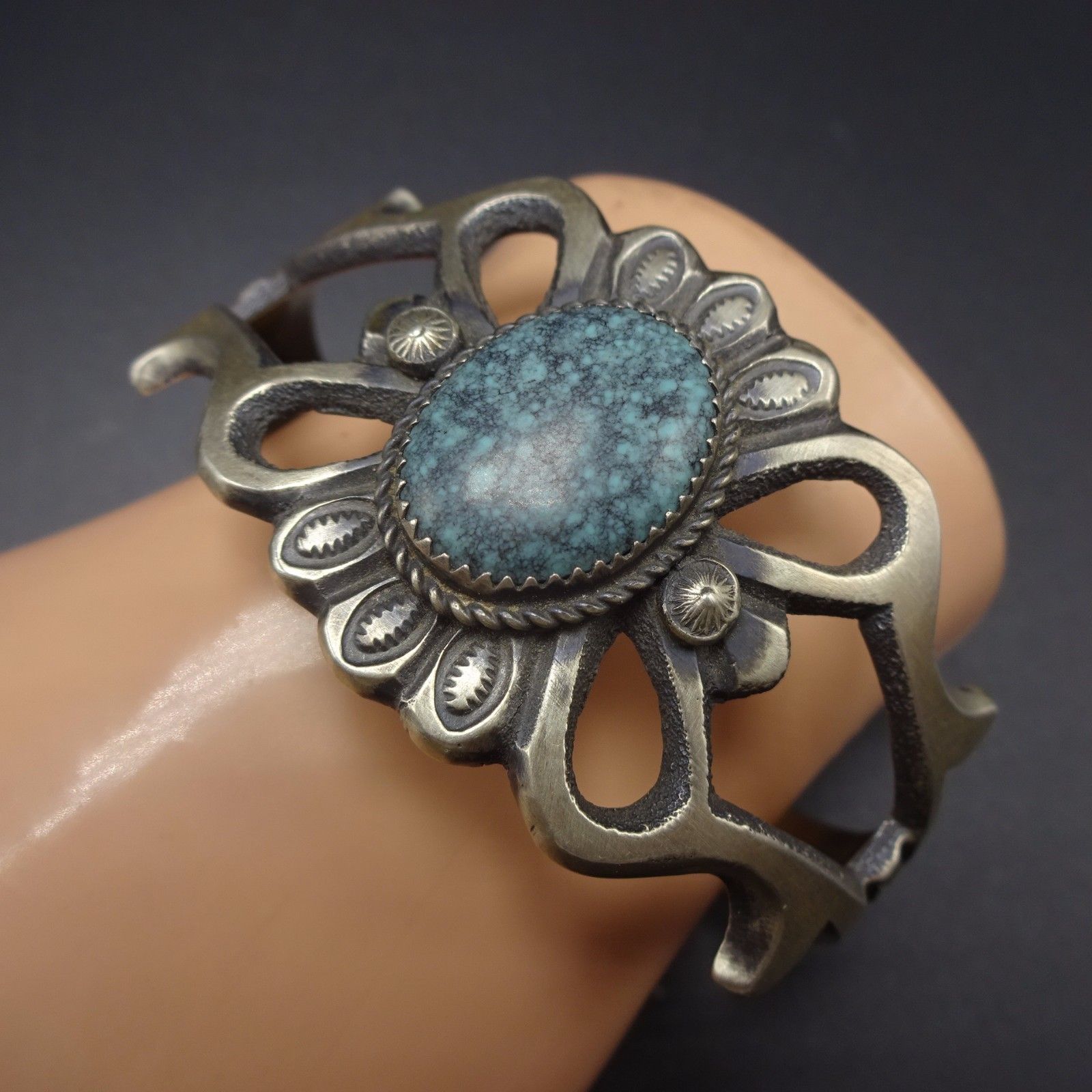 NEW Handmade Signed NAVAJO Sterling Silver & Spiderweb TURQUOISE Cuff BRACELET