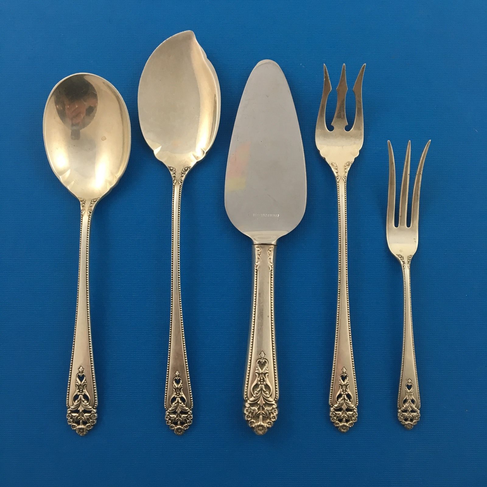 SET 5 International Queens Lace Serving Fork Knife Spoon Sterling Silver NO MONO