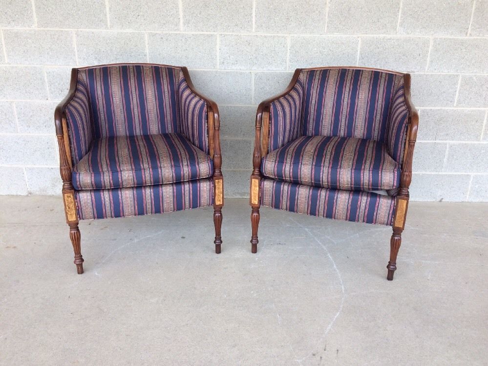 SOUTHWOOD FURNITURE MAHOGANY SHERATON STYLE PAIR OF FORMAL ACCENT ARM CHAIRS