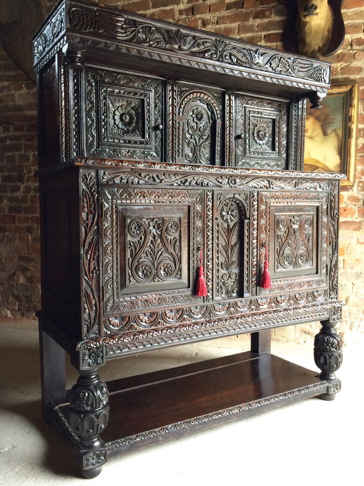 Stunning Antique Court Cupboard Buffet Heavily Carved Oak18th Century George III