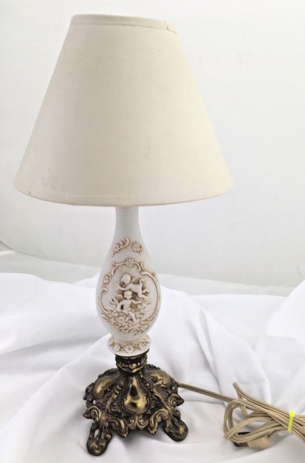 Antique Lefton Porcelain Cherub 14" Lamp Ornate Brass Base w/ Original Shade