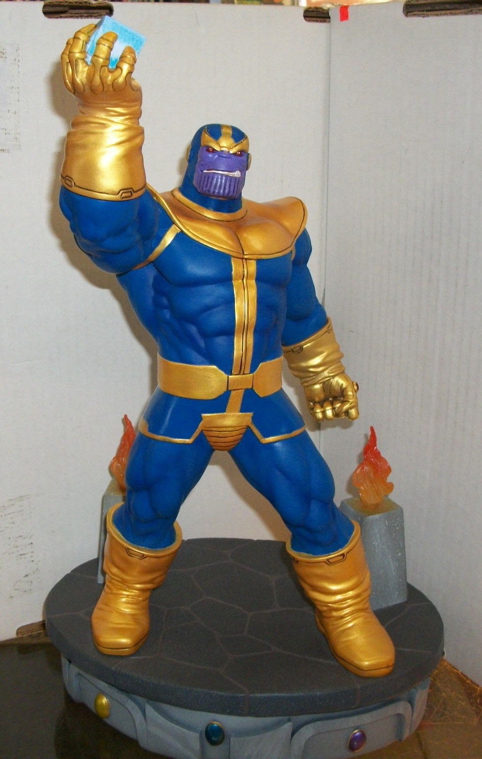 MARVEL PREMIER COLLECTION THANOS LIMITED EDITION STATUE - DIAMOND SELECT/2017