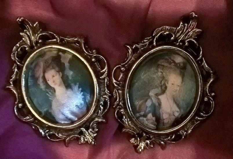 Beautiful Portrait Print Miniatures on Silk w/Rococo style Frames, Vintage