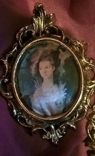 Beautiful Portrait Print Miniatures on Silk w/Rococo style Frames, Vintage