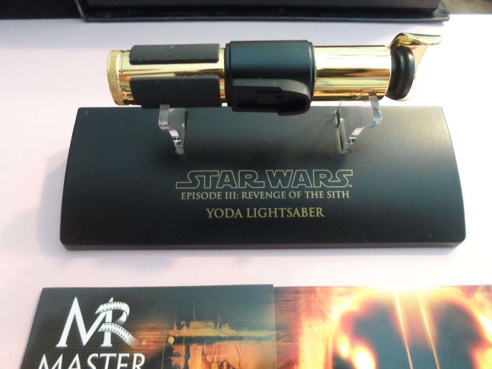 RARE YODA STAR WARS GOLD.45 SCALE LIGHTSABER WITH BOX NICE NEW NICE LOOK