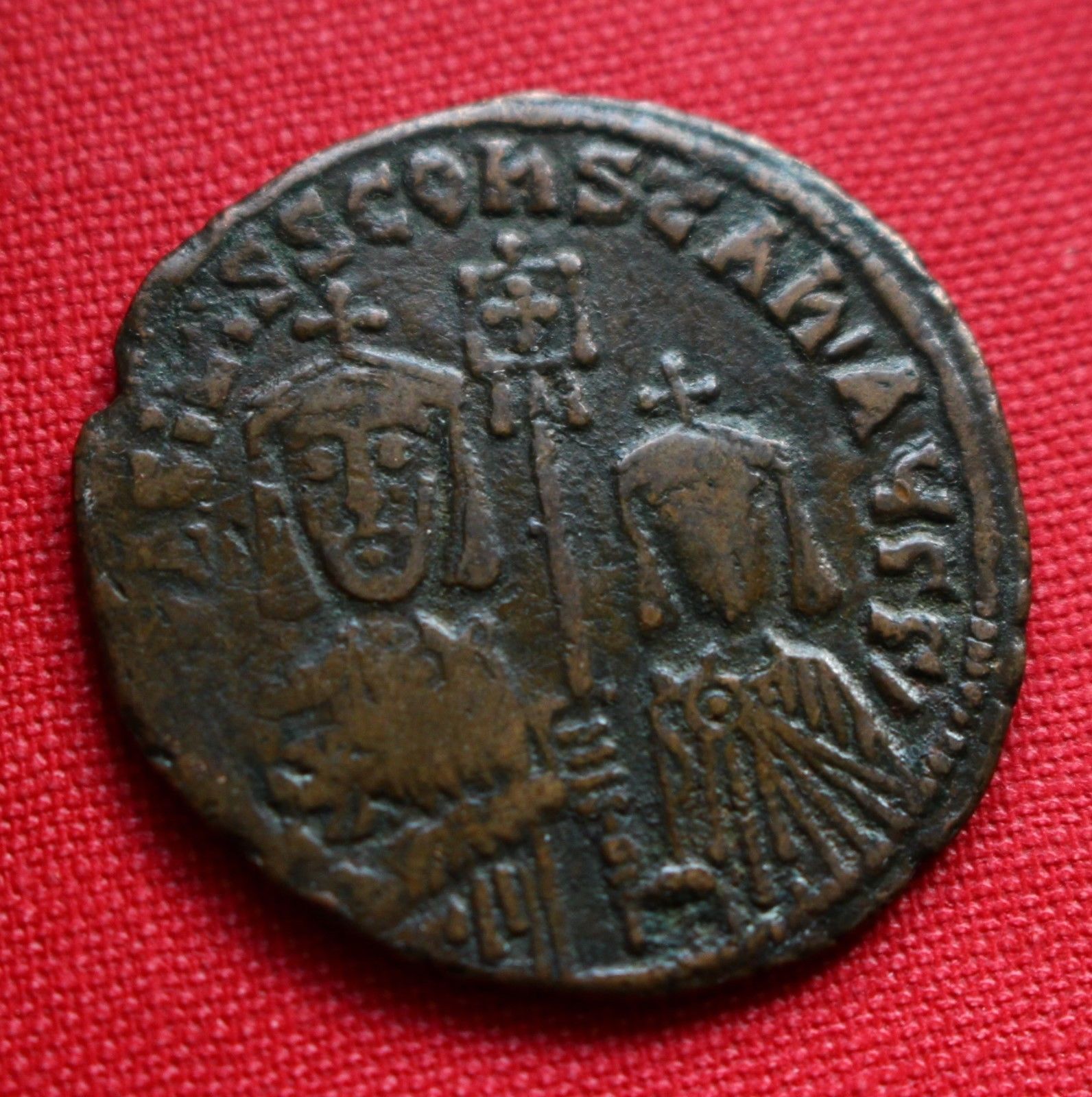 Basil I AE Follis 6g Provincial Constantine 870AD Byzantine Empire Coin