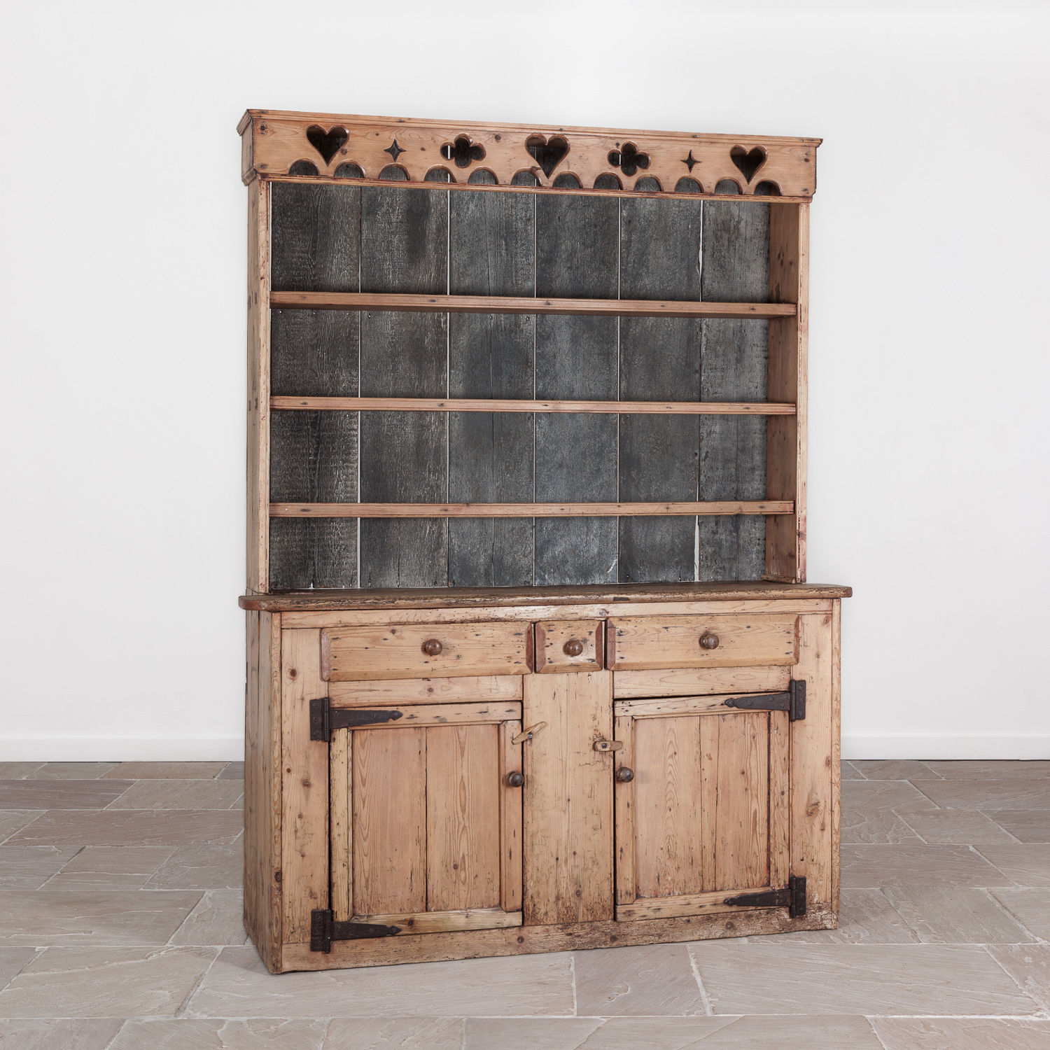 Early 19th Century Antique Irish Pine Dresser. Circa 1820.