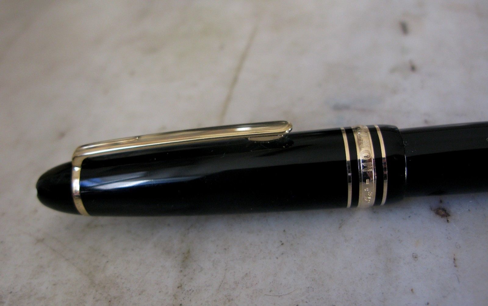 GREAT SCARCE MONTBLANC MEISTERSTÜCK 146  BLACK FOUNTAIN PEN- SOLID GOLD 14 K NIB