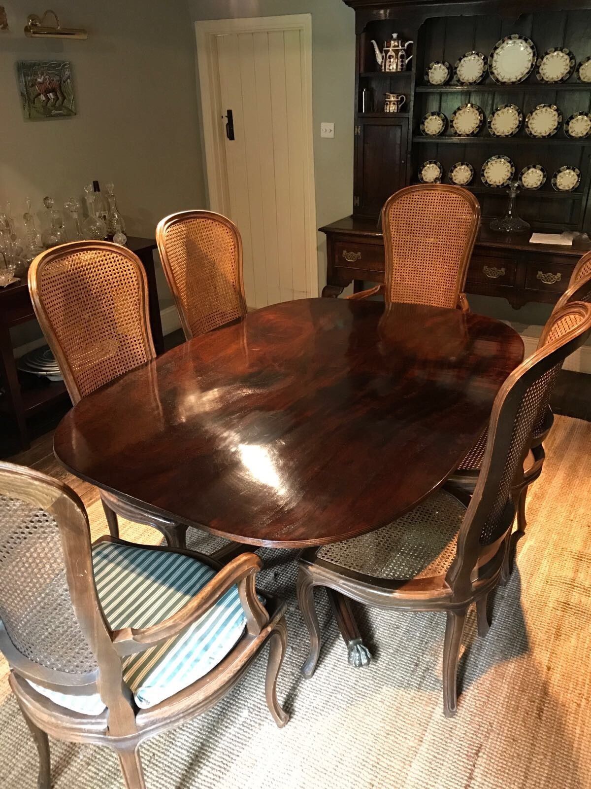 Antique Regency mahogany tilt-top dining table