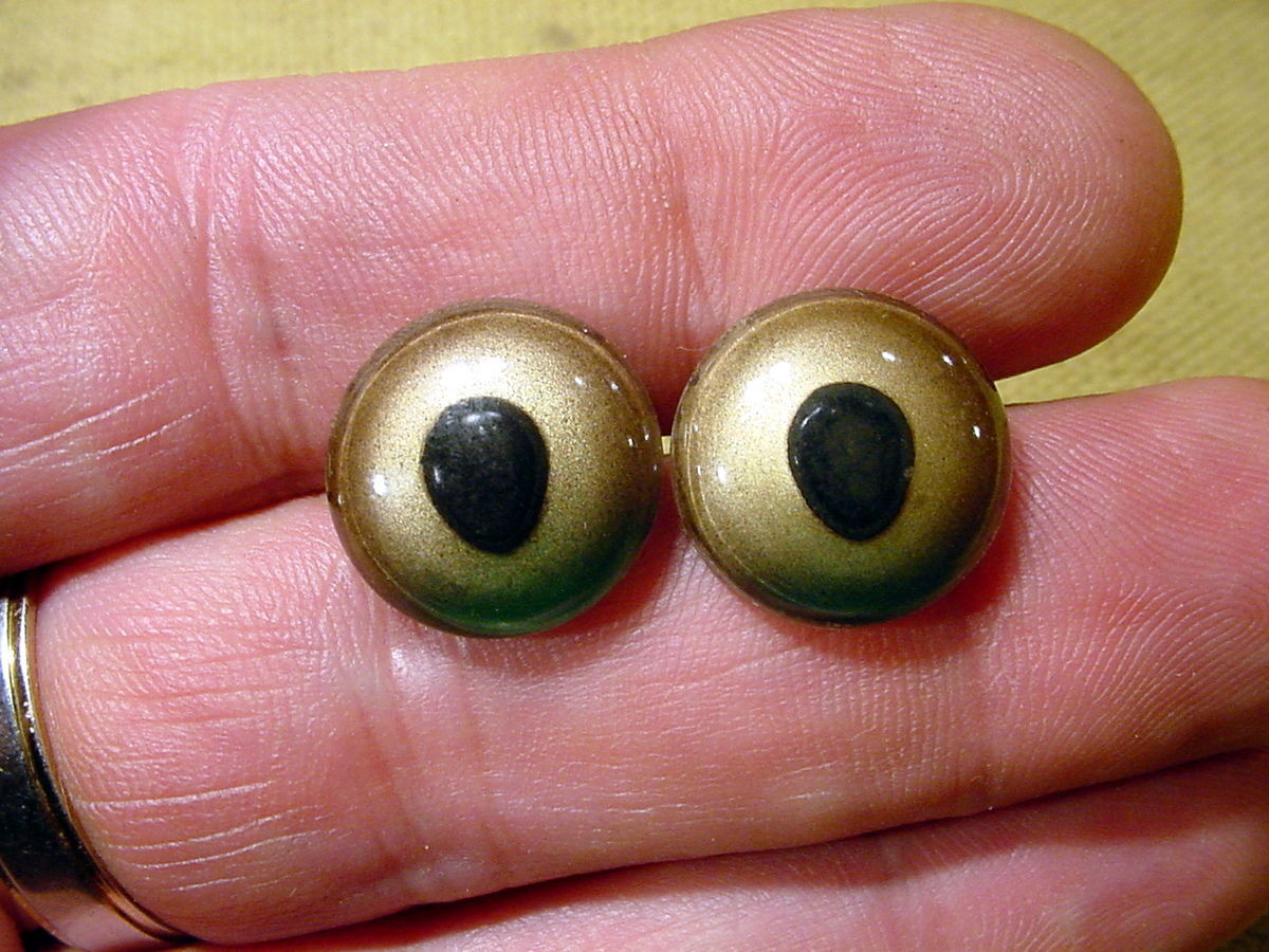 a pair vintage solid Glass Eyes size 16 mm teady bear taxidermy age 1910 A 1095