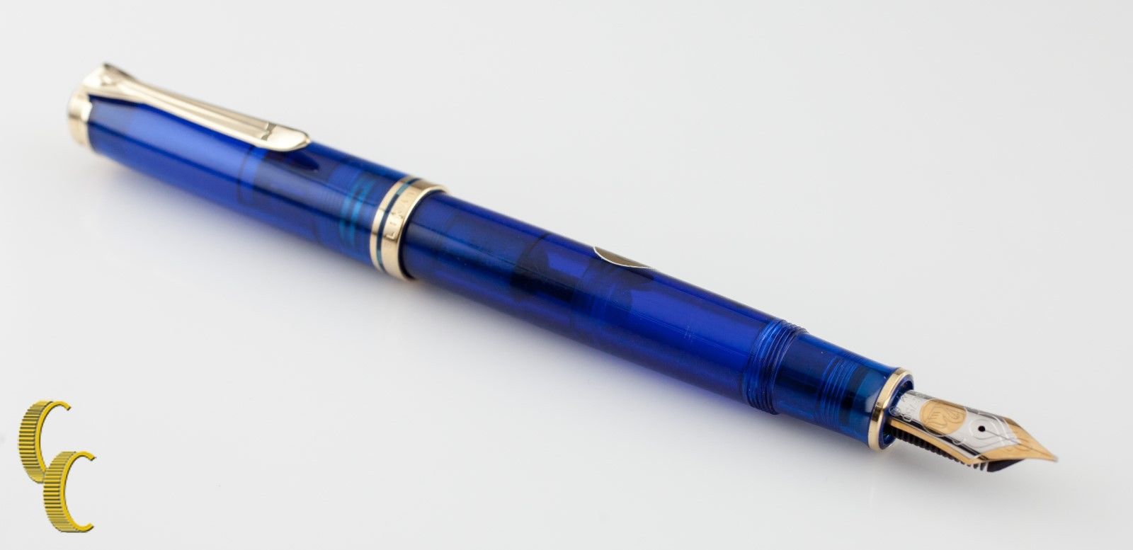 Pelikan W Germany LE Blue Ocean Demonstrator Fountain Pen Gold Trim Cap 18k Nib