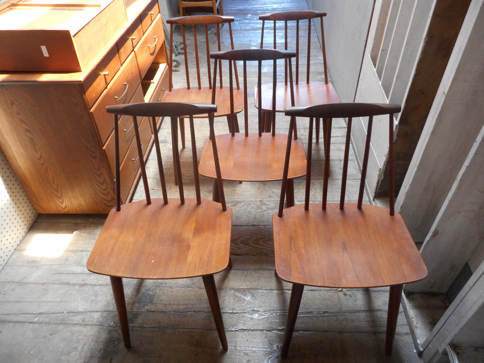 Danish Modern Teak Spindle Dining Chair Set of 5 Folke Palsson for FDB Mobler