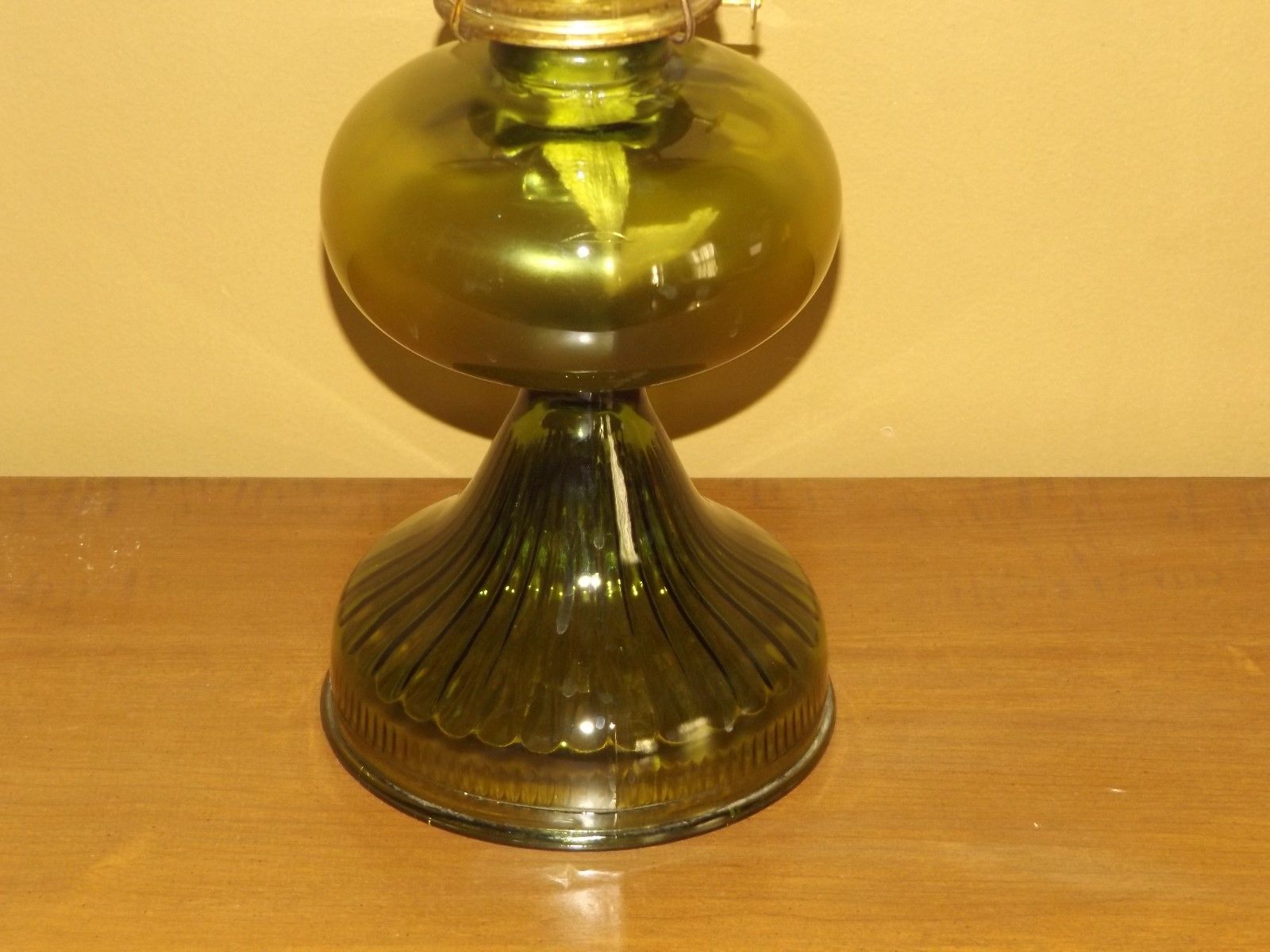 Vintage Green Glass Oil Lamp w/Chimney--Eagle Burner