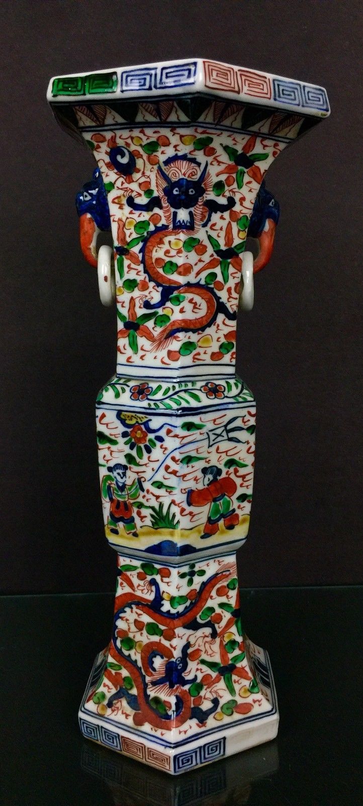 Wonderful Antique Chinese Qing Dynasty Porcelain Vase With Amazing Details