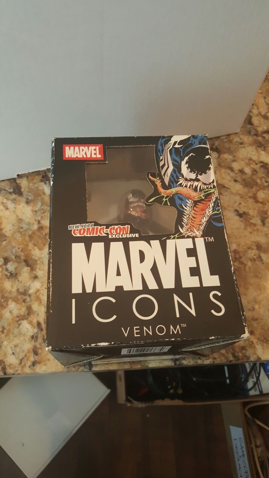 Venom Marvel Icons Statue Bust NYCC Exclusive Brand New