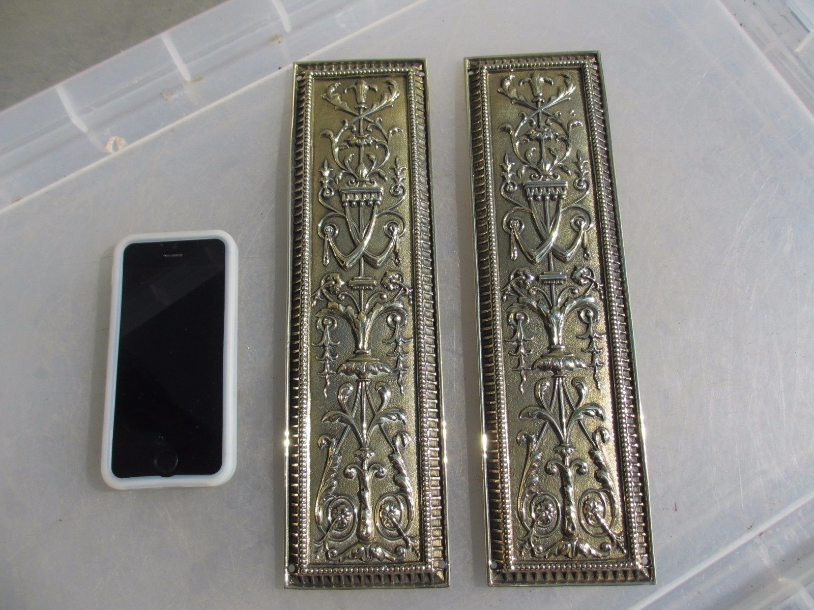 Antique Brass Finger Plates Push Door Handles WT&S Victorian Beading Gilt Urn