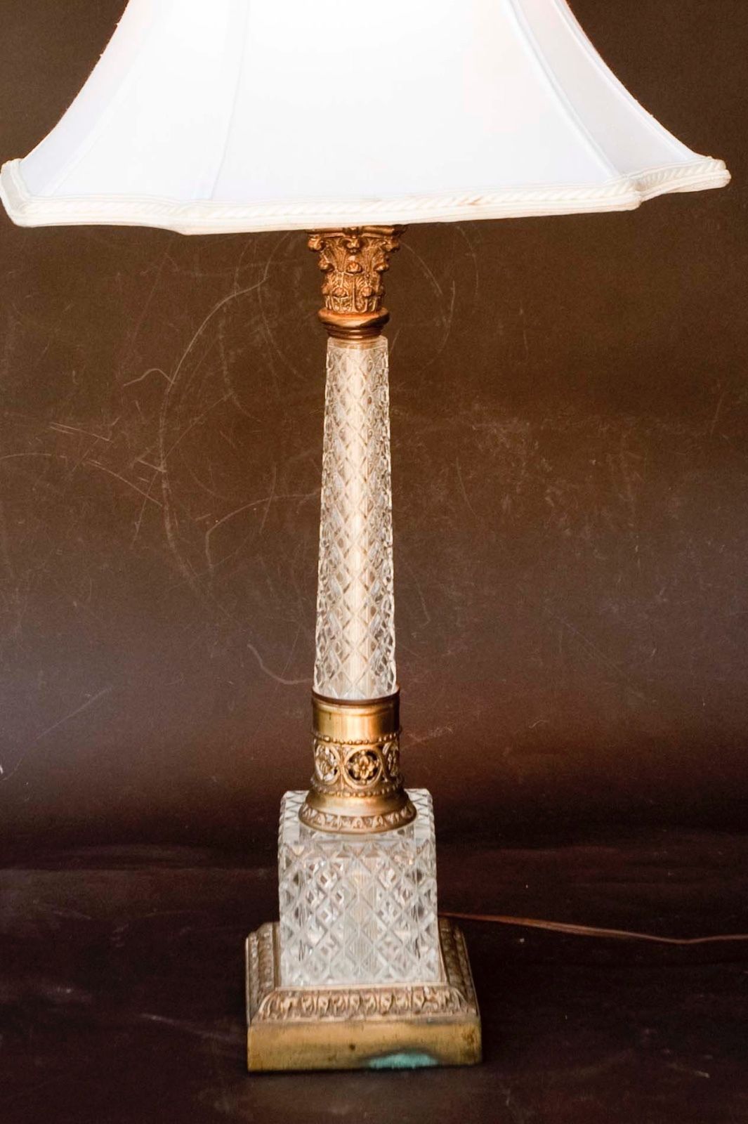 HOLLYWOOD REGENCY Vintage Column  Brass Metal & Crystal Table Lamp