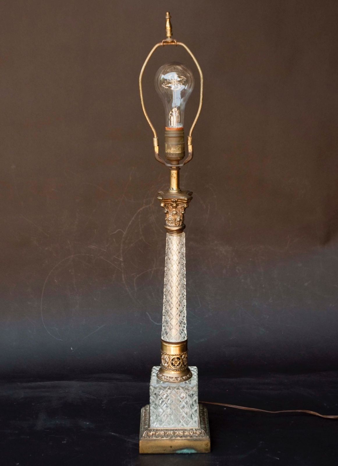 HOLLYWOOD REGENCY Vintage Column  Brass Metal & Crystal Table Lamp