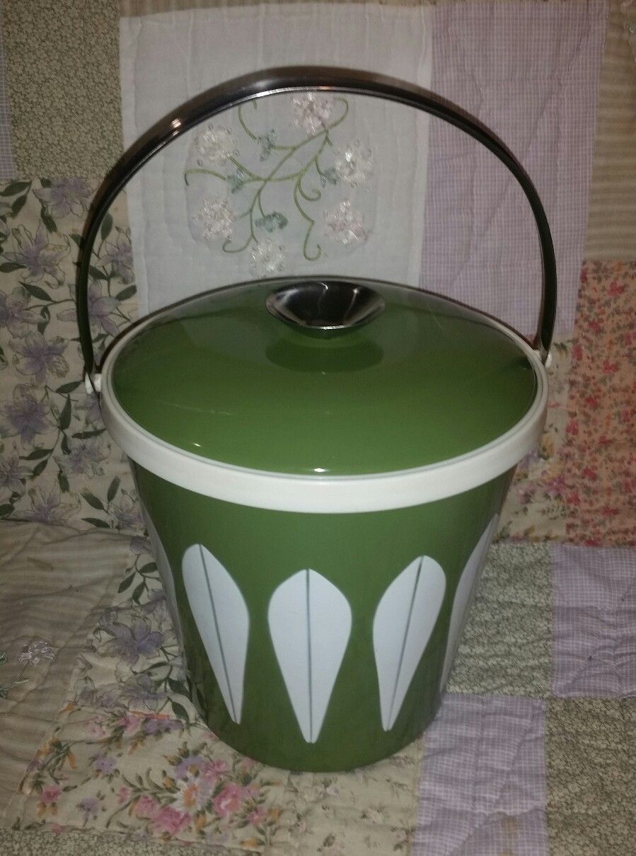 Catherineholm Ice Bucket Lotus Mid-Century Vintage Enamelware Norway with